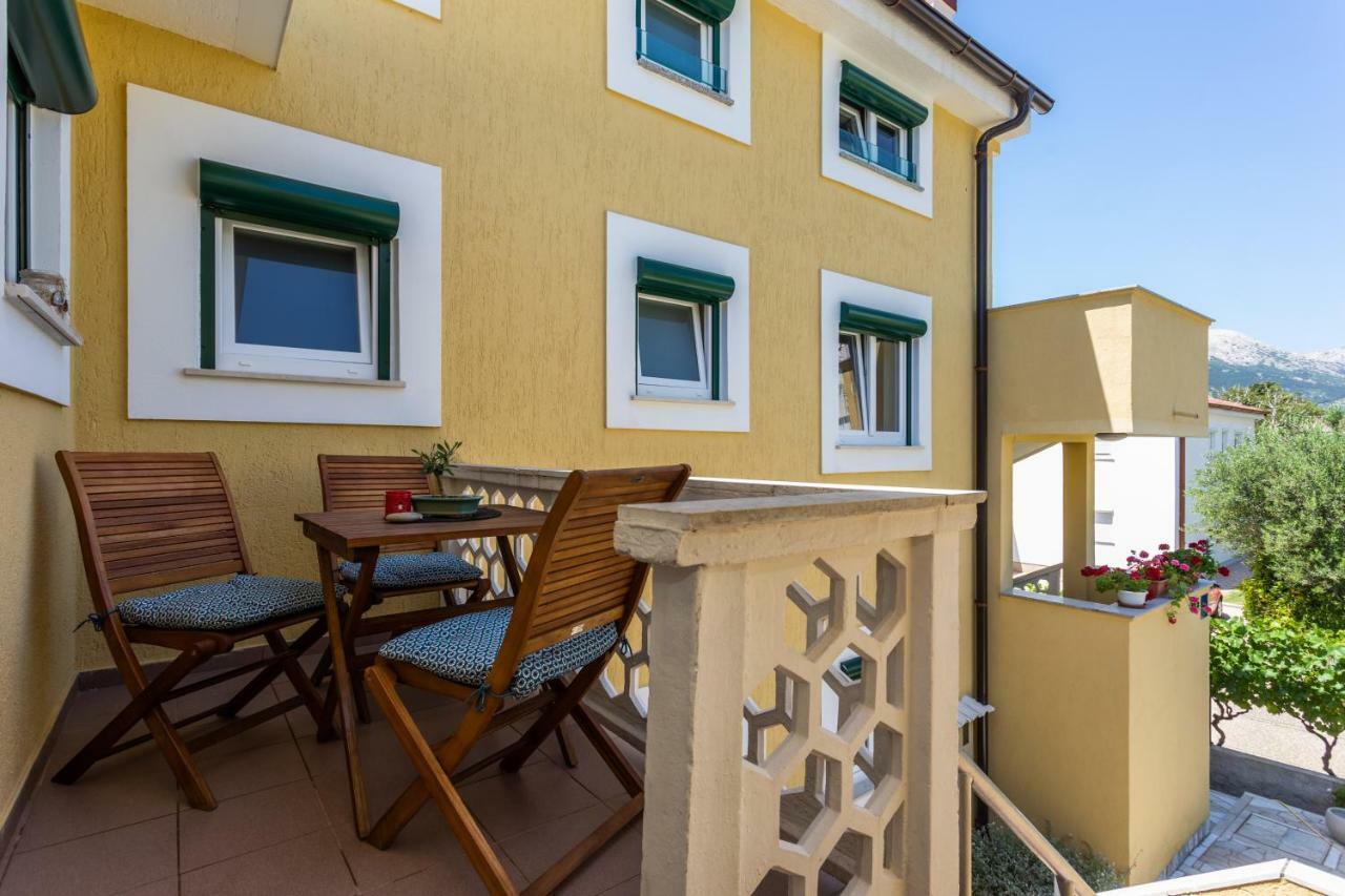 Apartments Marija Baška Exteriör bild