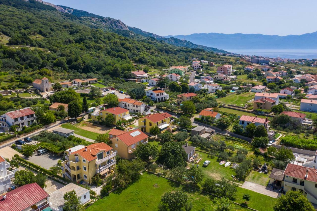 Apartments Marija Baška Exteriör bild